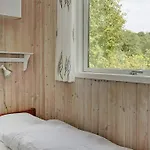 6 Person In Aakirkeby Ferienhaus